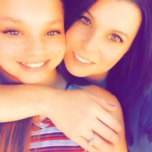 Meet your Posher, Holly